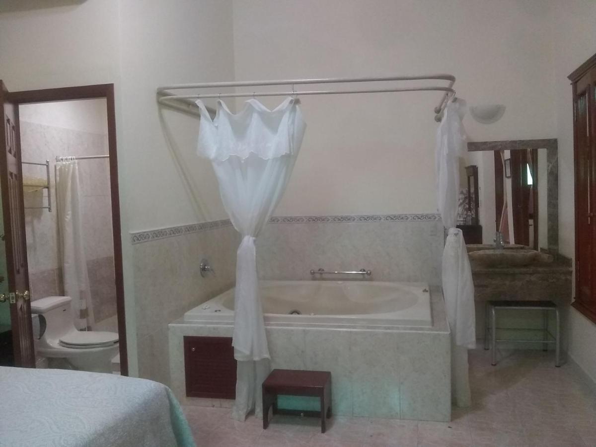 Hotel Casona Misiones Querétaro Eksteriør bilde